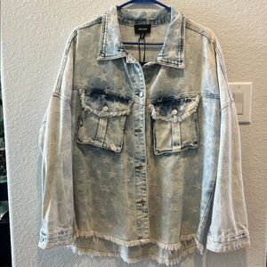 Heyson Women’s Distressed Denim Jacket, size L, New with Tags